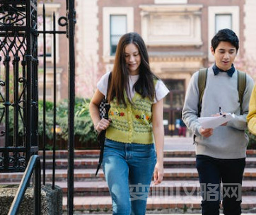 大学生宿舍怎么选床位比较好(5大注意事项)-第1张图片-小彬个人笔记 大学生宿舍怎么选床位比较好(5大注意事项)-第1张图片-小彬个人笔记