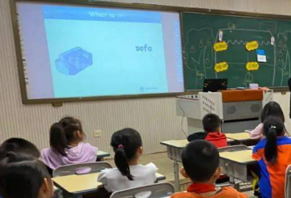 三八节送老师什么礼物好(送教师礼物不建议太过贵重)-第1张图片-小彬个人笔记 三八节送老师什么礼物好(送教师礼物不建议太过贵重)-第1张图片-小彬个人笔记