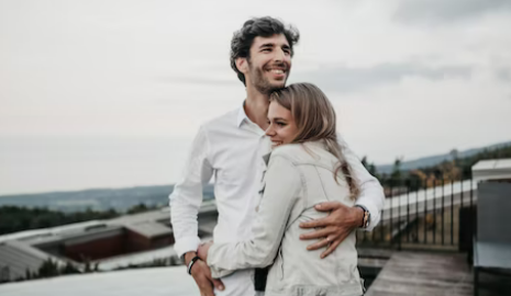 怎么试探她喜不喜欢你(怎样判断女生喜不喜欢我自己)-第1张图片 怎么试探她喜不喜欢你(怎样判断女生喜不喜欢我自己)-第1张图片