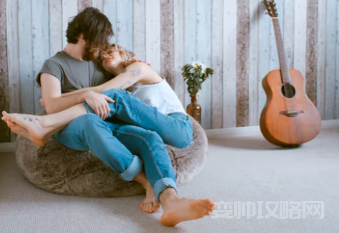 相亲初次见面说什么 (去相亲要带什么礼物)-第1张图片 相亲初次见面说什么 (去相亲要带什么礼物)-第1张图片