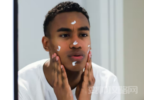 男生护肤品都需要什么(男生护肤品使用顺序)-第1张图片 男生护肤品都需要什么(男生护肤品使用顺序)-第1张图片