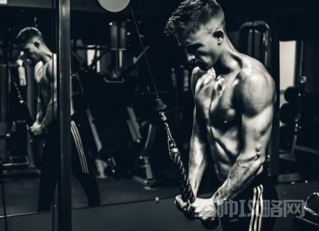 增肌粉可以天天喝吗(增肌粉的副作用大吗)-第1张图片 增肌粉可以天天喝吗(增肌粉的副作用大吗)-第1张图片