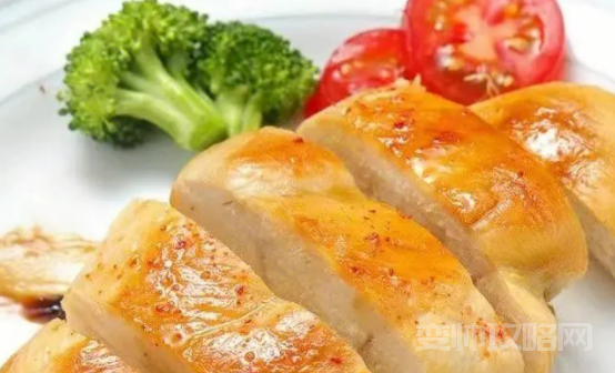 健身一定要吃鸡胸肉么 哪些食物可以代替鸡胸肉-第1张图片 健身一定要吃鸡胸肉么 哪些食物可以代替鸡胸肉-第1张图片