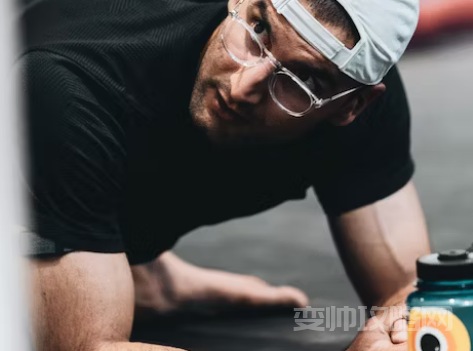 平板支撑一次多长时间比较好 平板支撑正常人多少秒-第1张图片 平板支撑一次多长时间比较好 平板支撑正常人多少秒-第1张图片