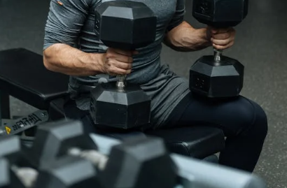 增肌应该在什么时间段比较好 增肌最合适的锻炼时间-第1张图片 增肌应该在什么时间段比较好 增肌最合适的锻炼时间-第1张图片